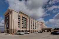 Hampton Inn & Suites Wichita/Airport