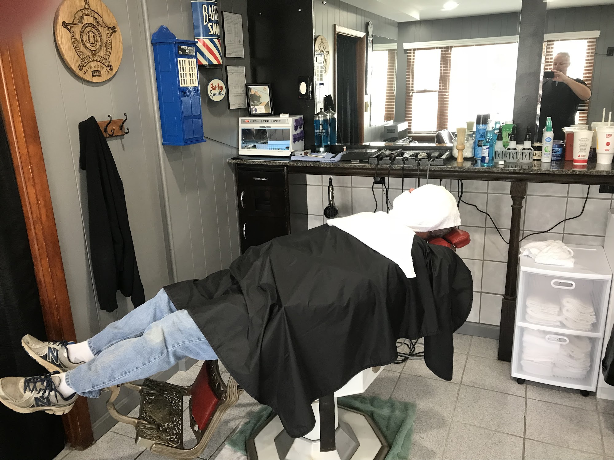 Huff’s Barber Shop 3023 Torrid St, Burlington Kentucky 41005