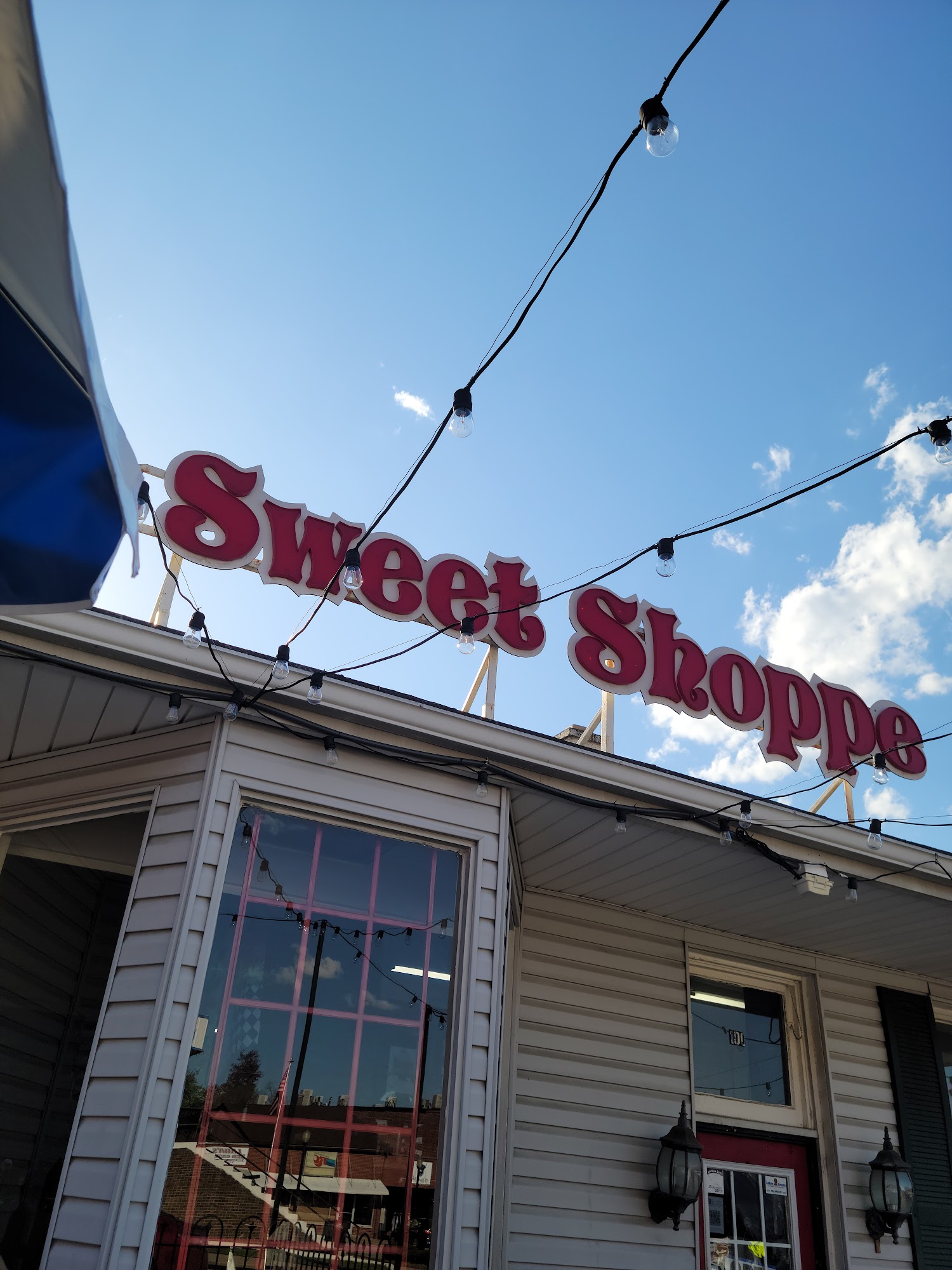 Sweet Shoppe Dessert Cafe