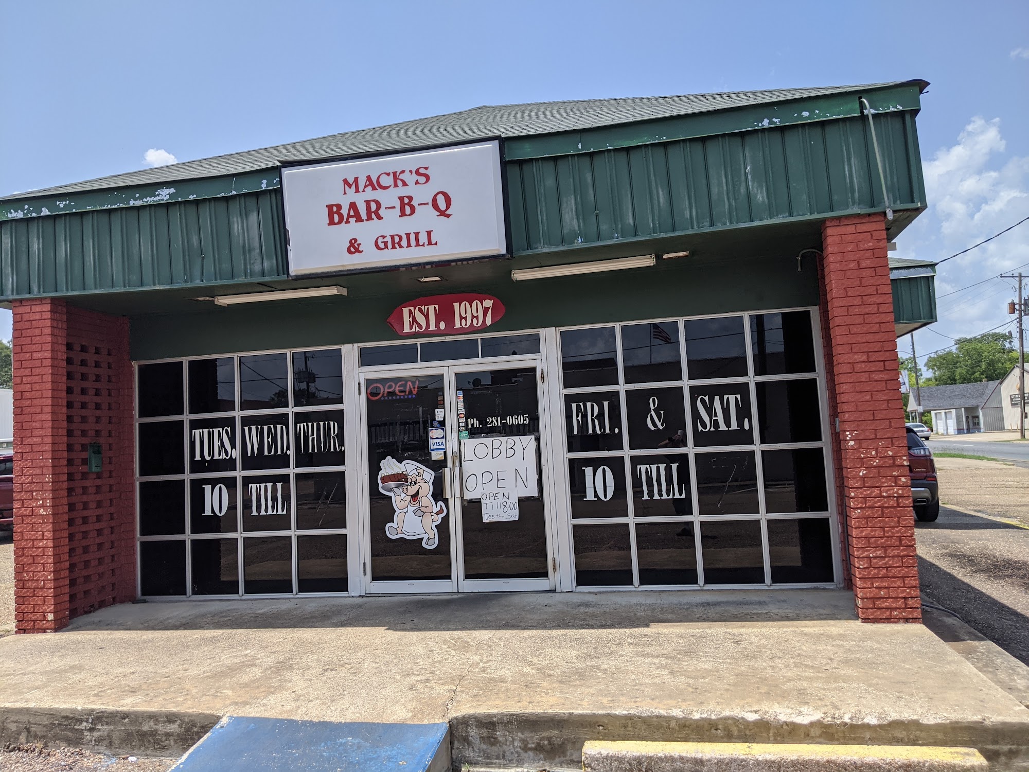 Mack's Bar-B-Que & Grill