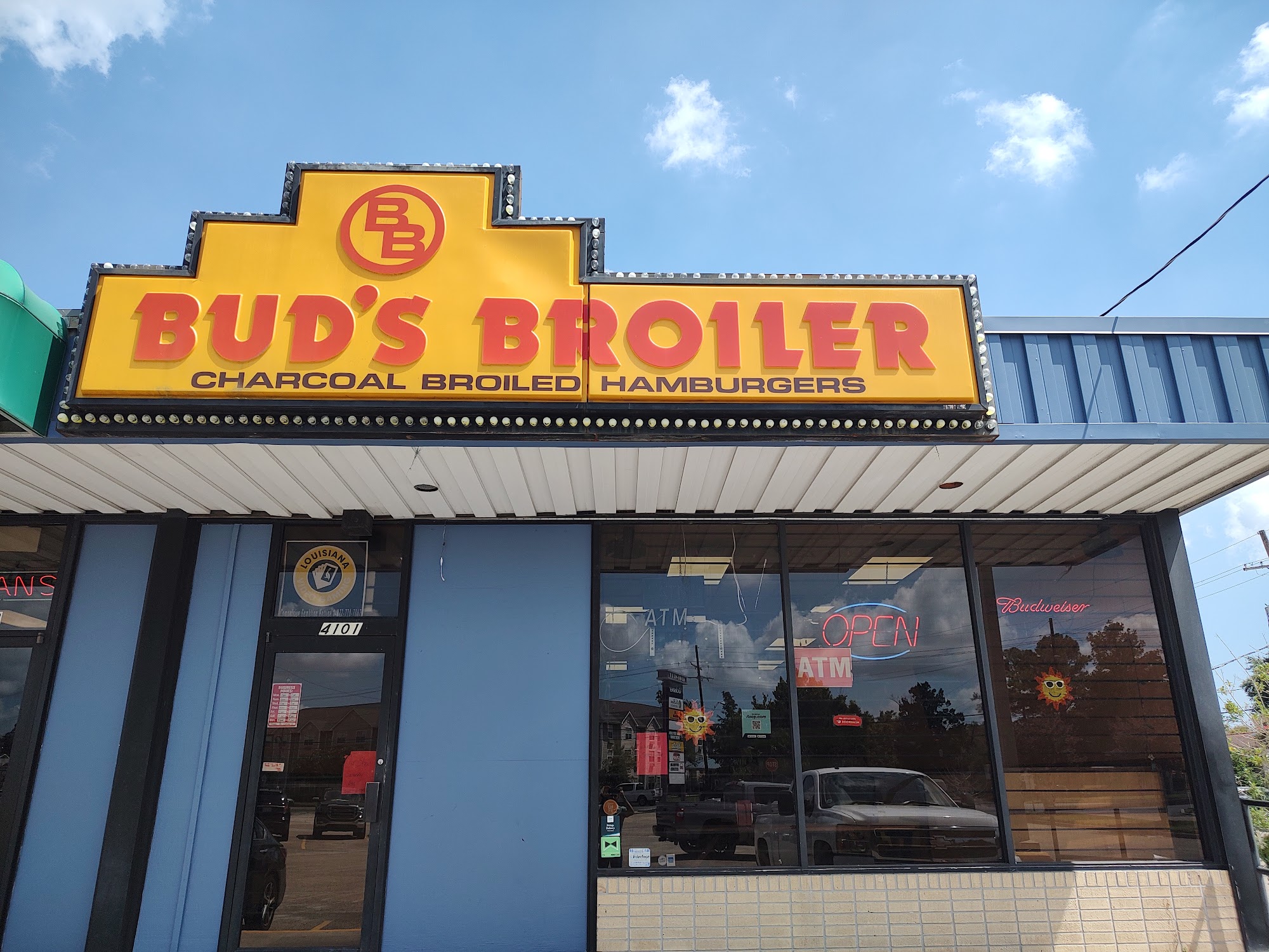 Bud's Broiler