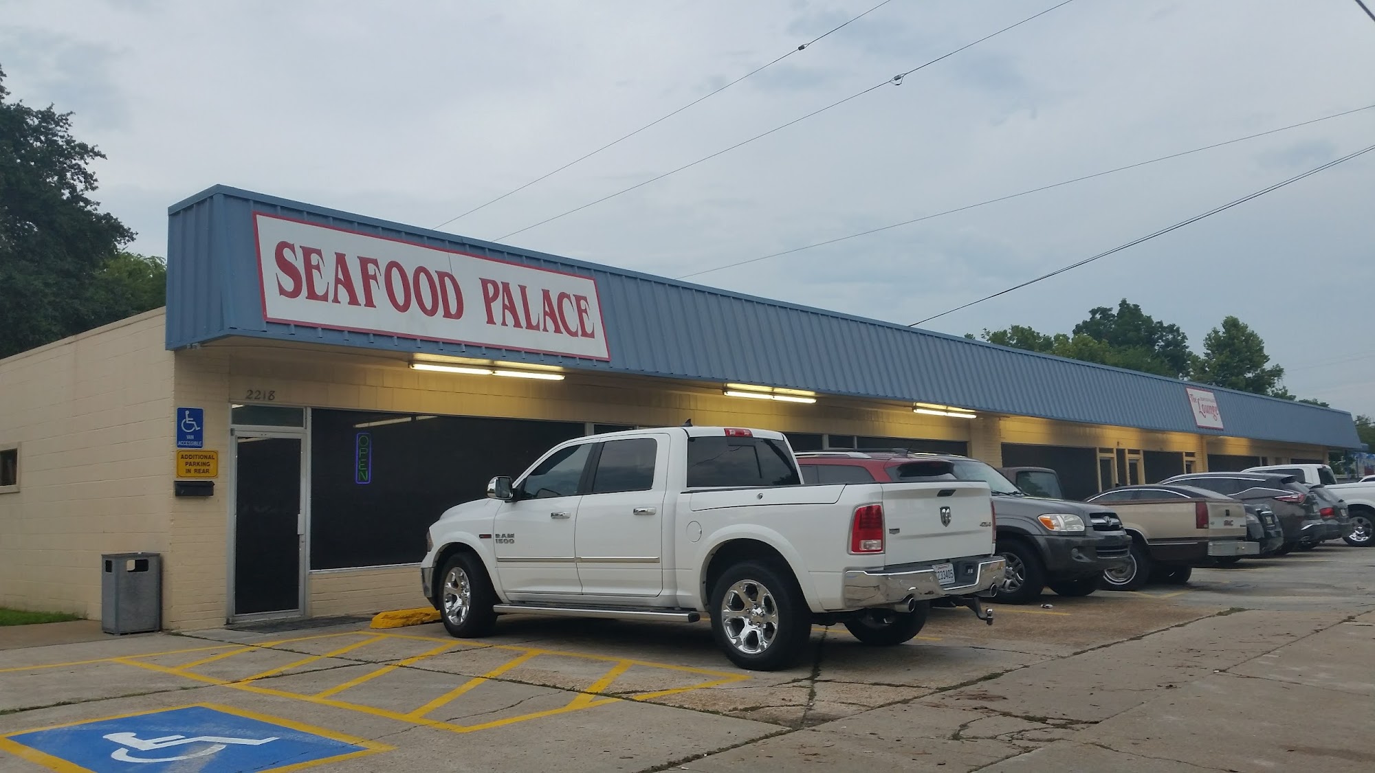 Seafood Palace 2218 Enterprise Blvd, Lake Charles, LA 70601