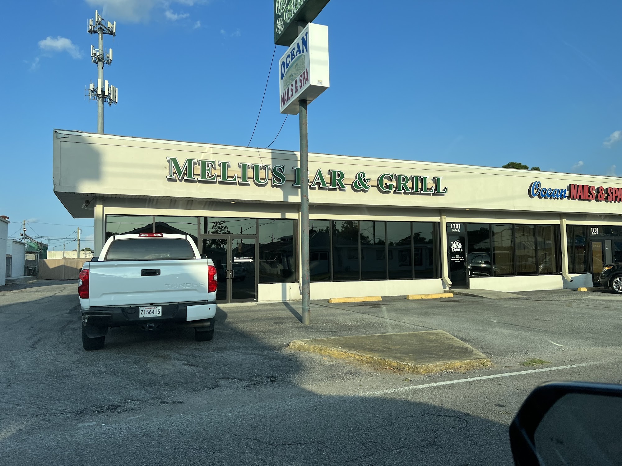 Melius Bar & Grill