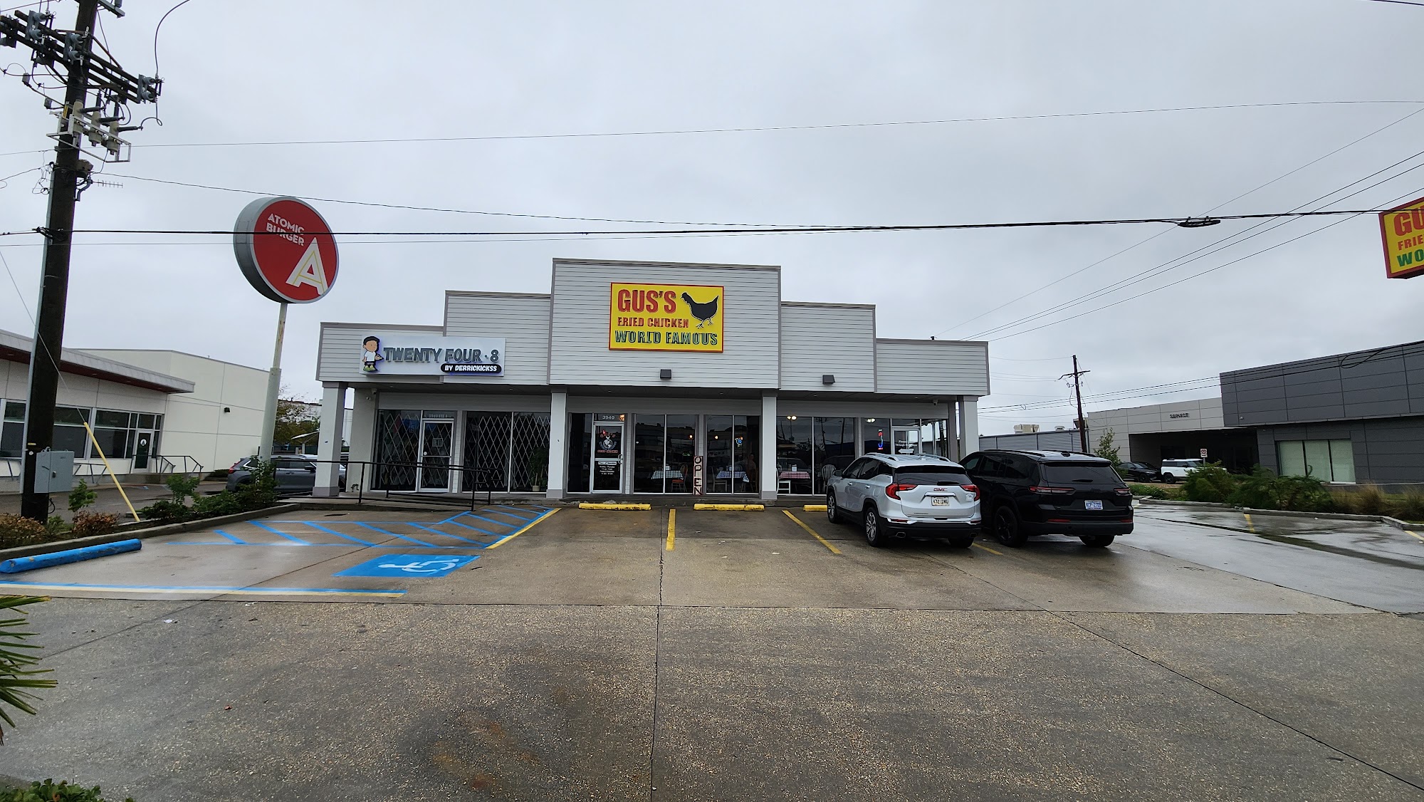 Gus's World Famous Fried Chicken