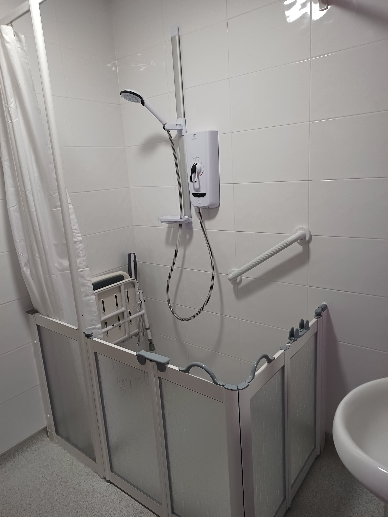 Ocean Bathrooms Tiles & Heating Ltd Burnley