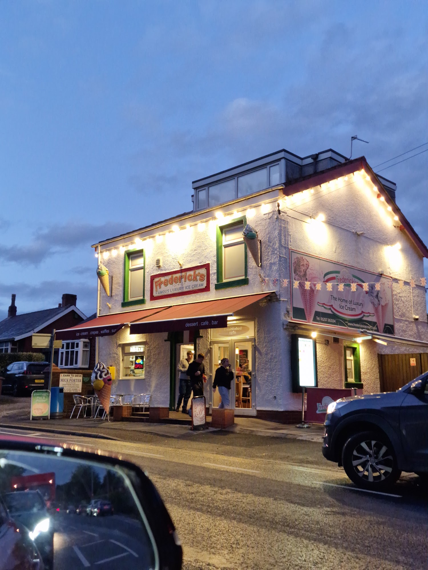 Frederick's Ice Cream Bolton Rd, Heath Charnock, Chorley