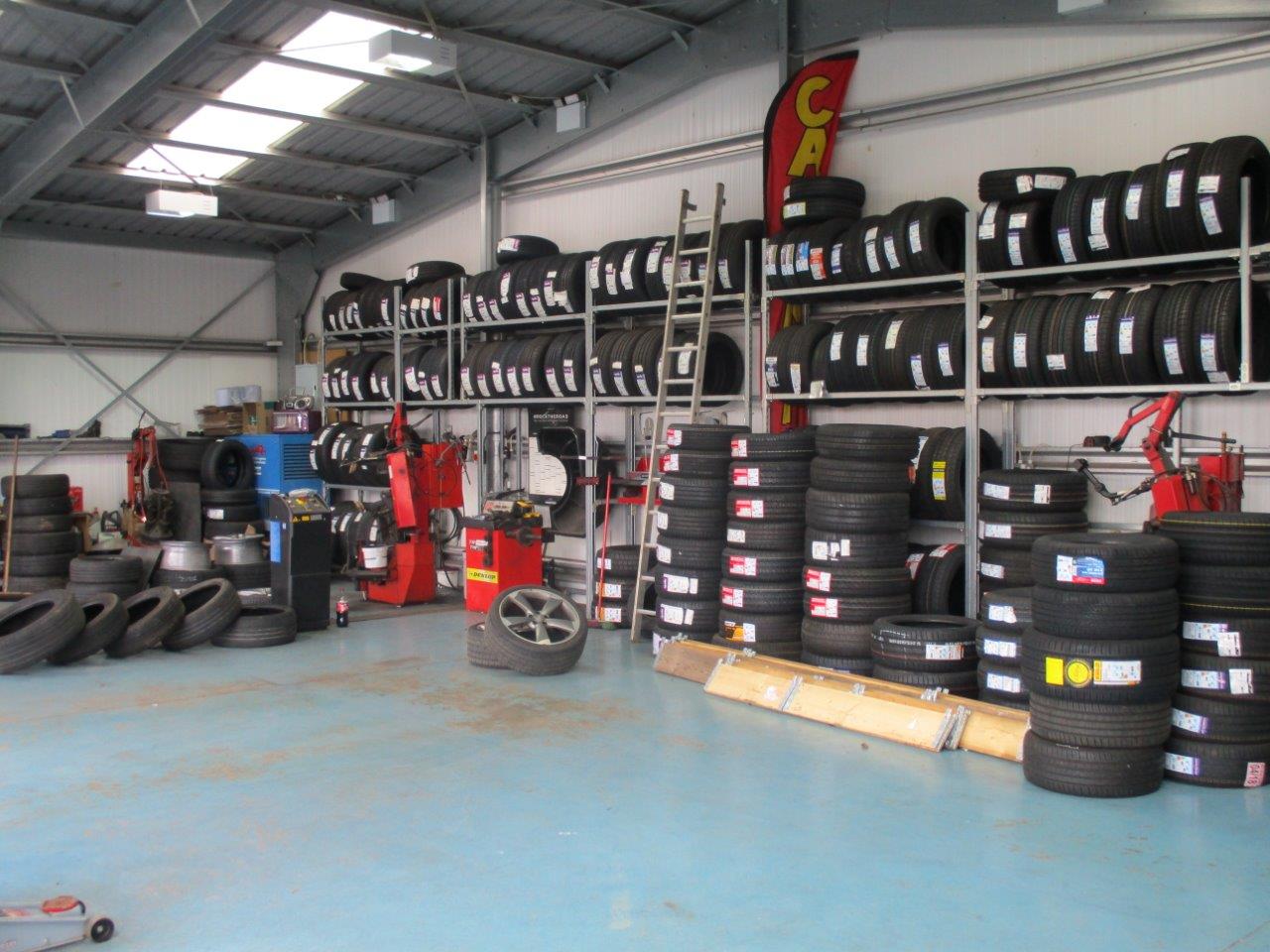 HiQ Tyres & Autocare Leicester Leicester