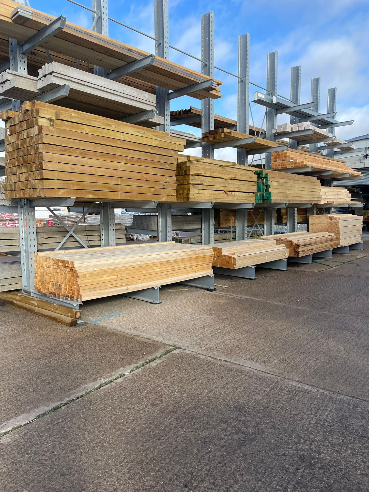 Build Yard Builders Merchant Leicester