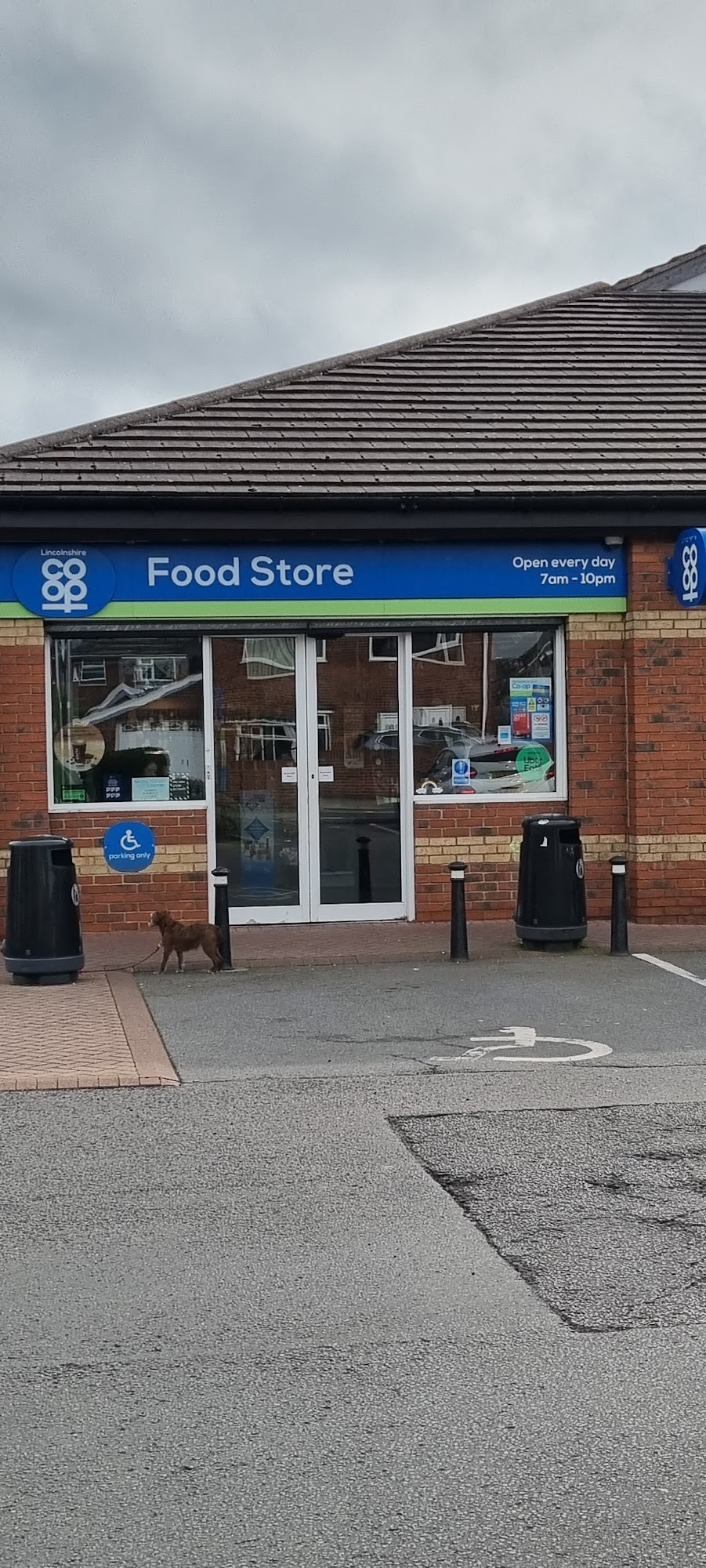 Lincolnshire Co-op Wybers Wood Food Store