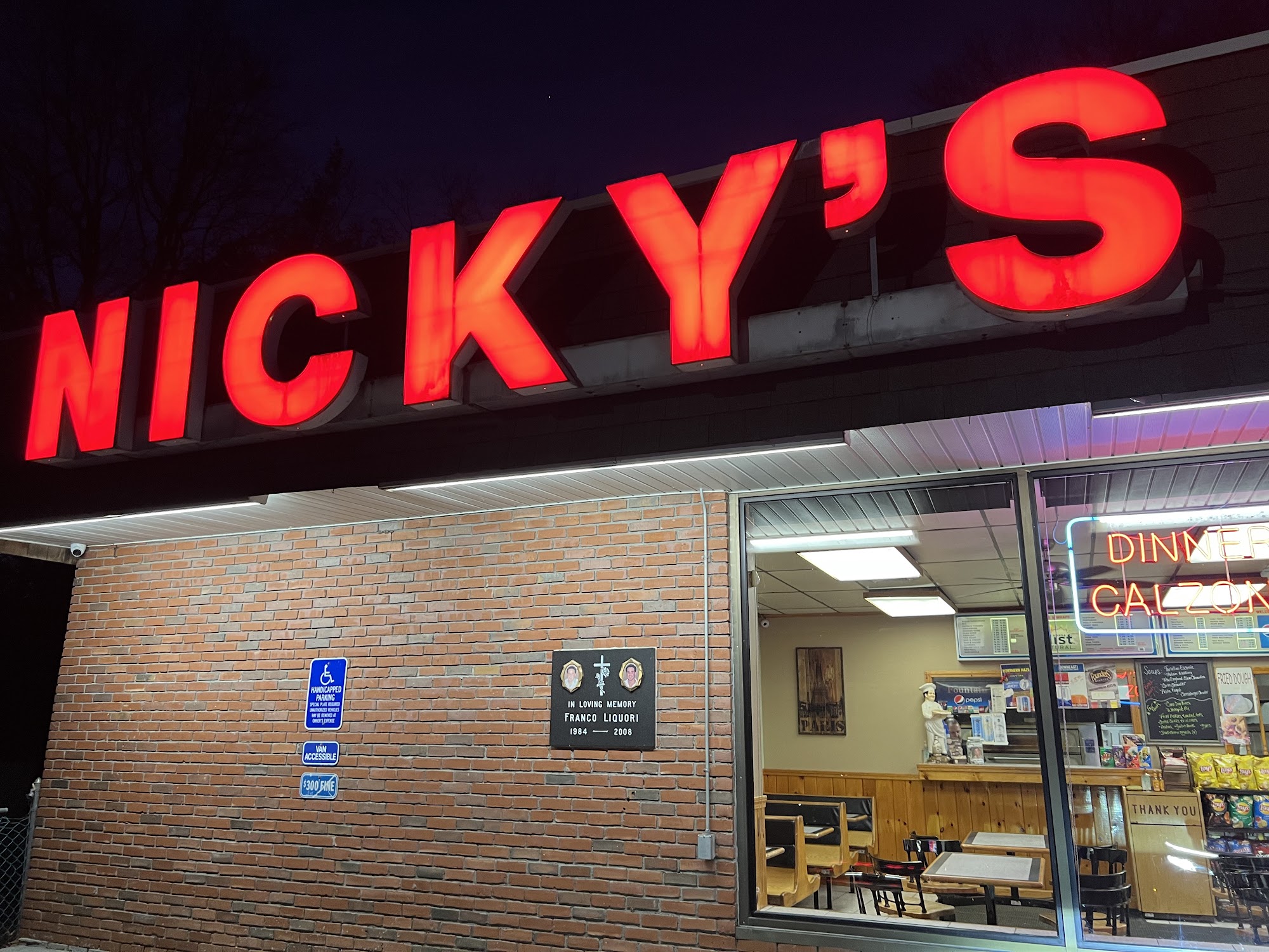 Nicky's Pizza