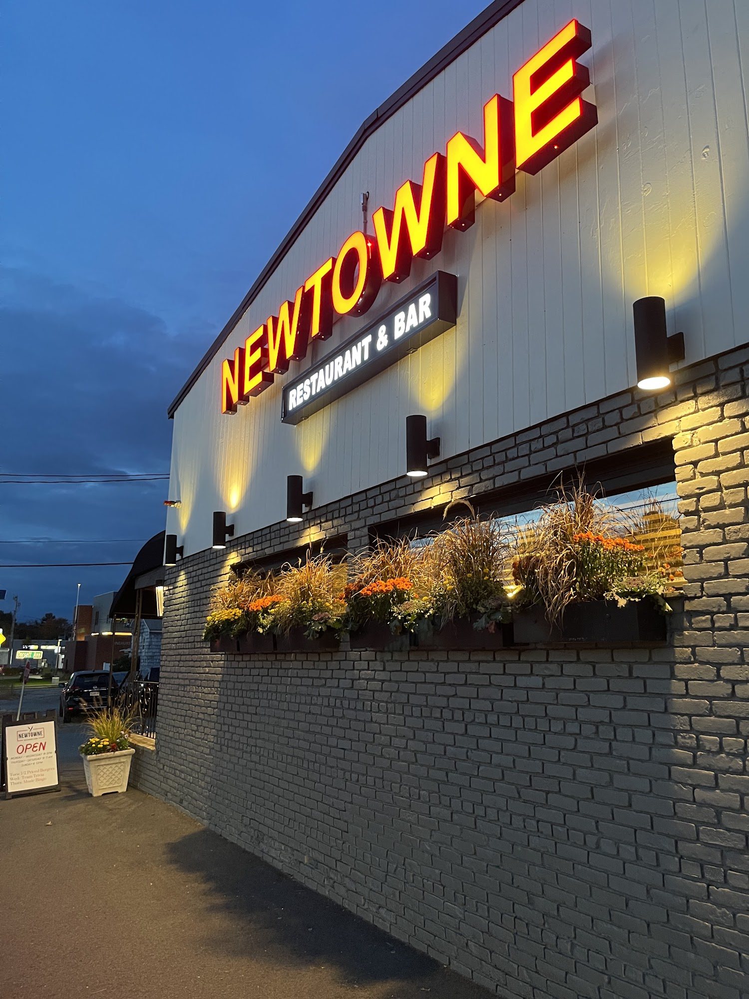 Newtowne Grille