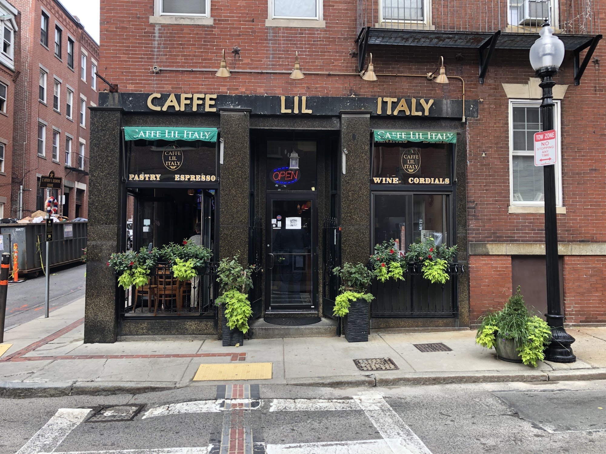 Caffe Lil Italy