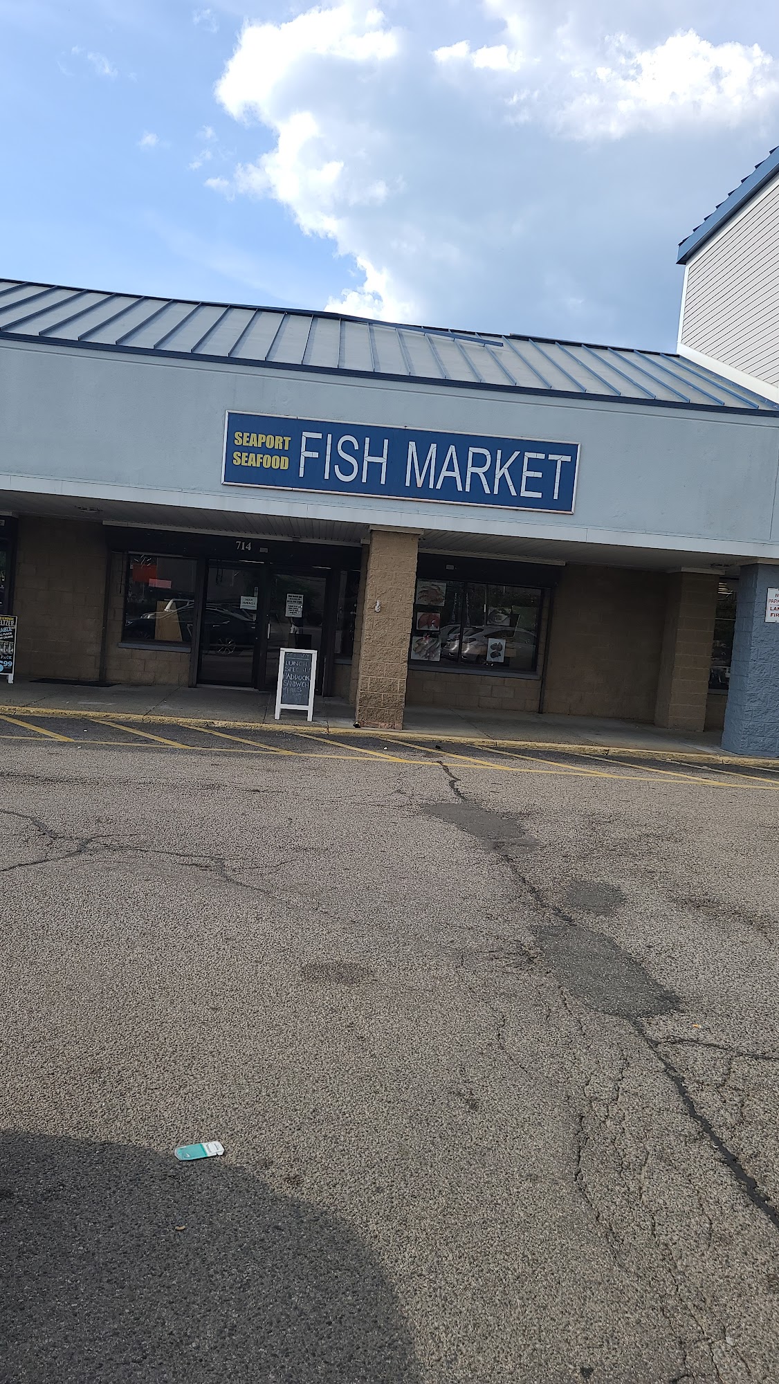 Seaport Seafood Market