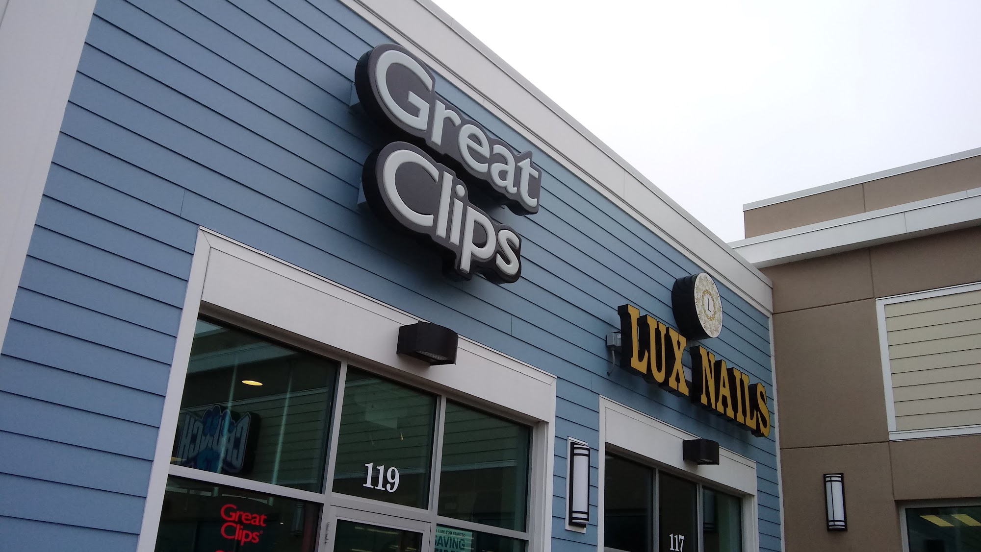 Great Clips 119 Sutton Ave, Oxford Massachusetts 01540