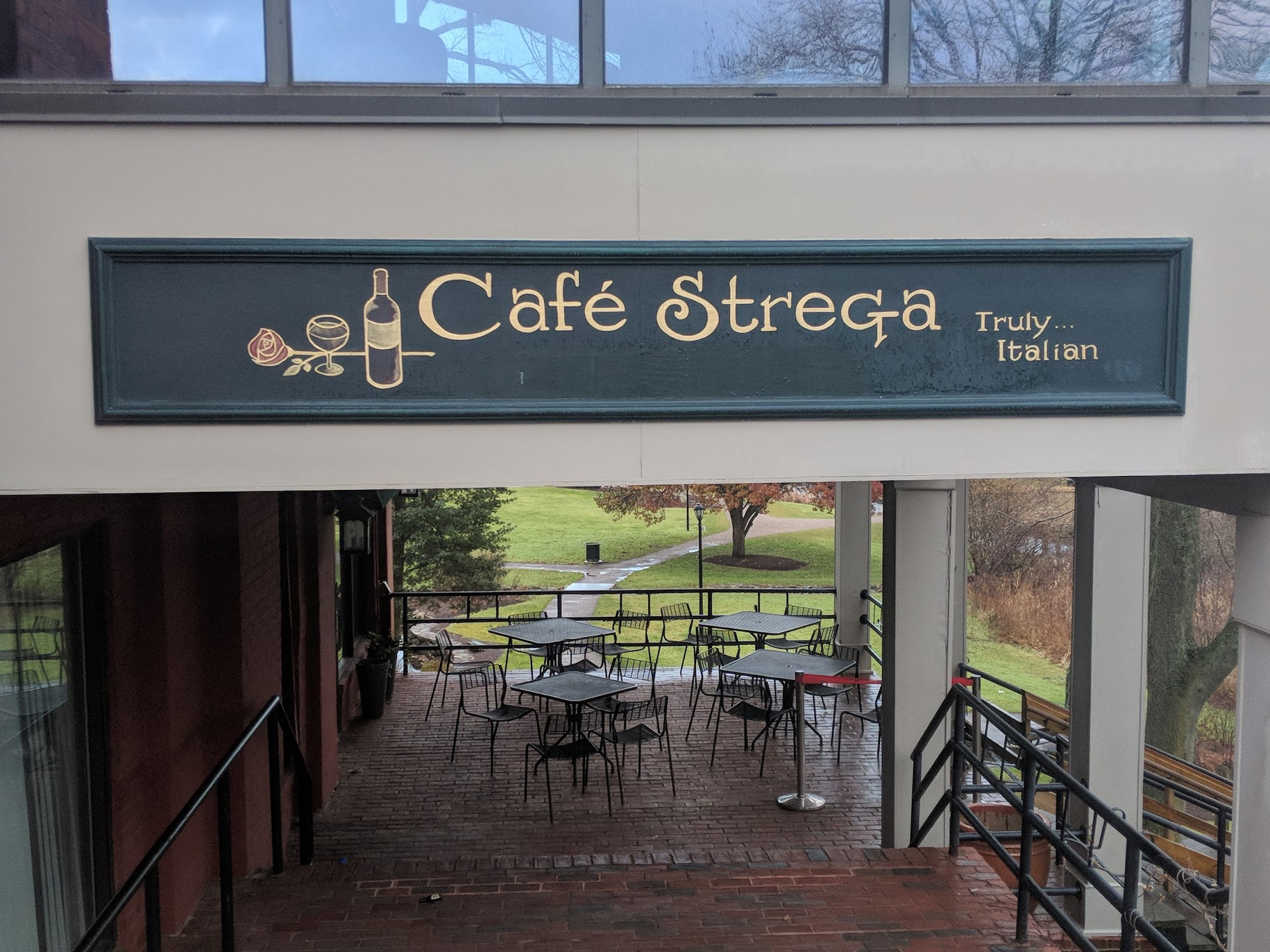 Cafe Strega