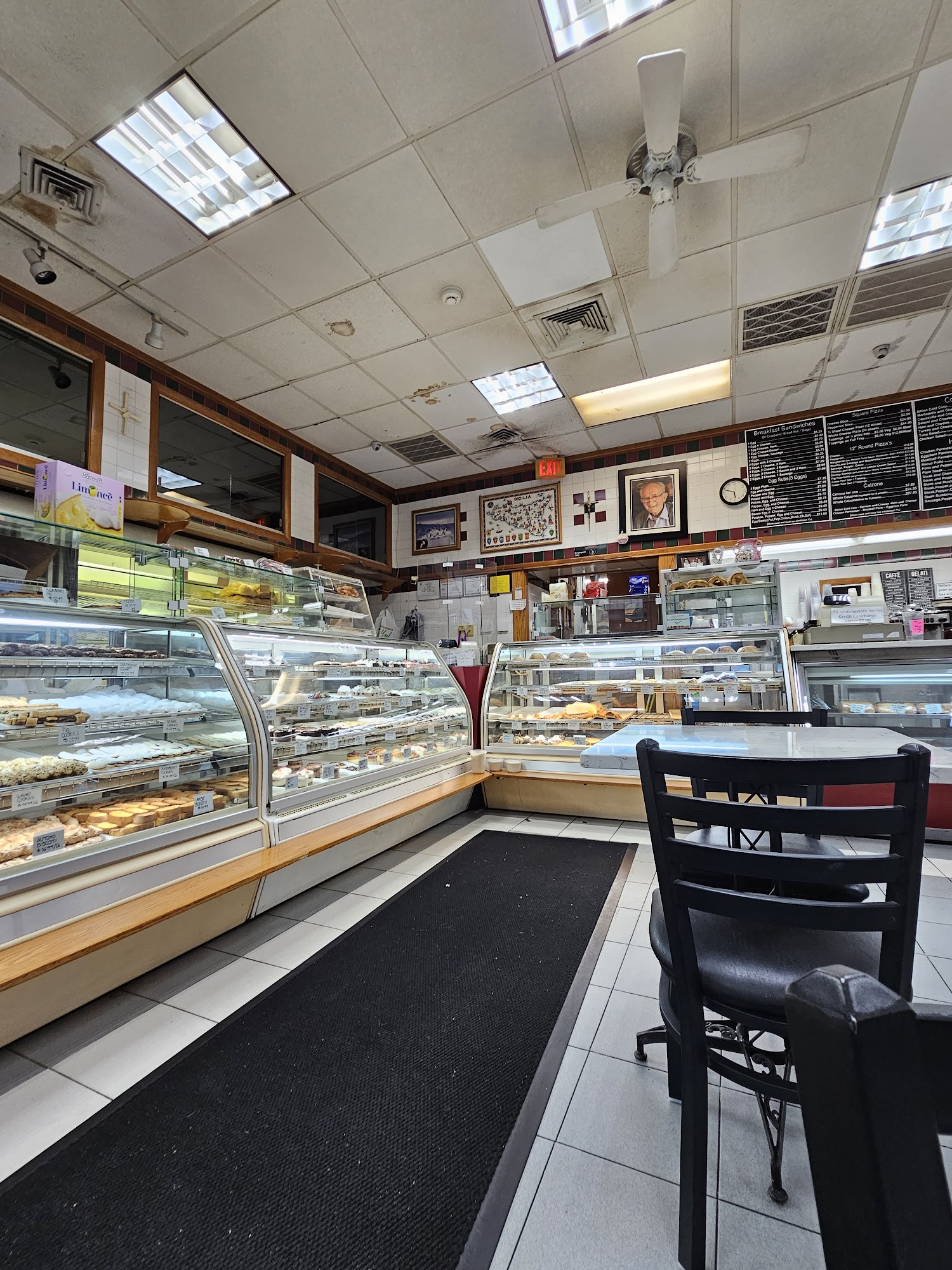 Torretta's Bakery & Ice Cream