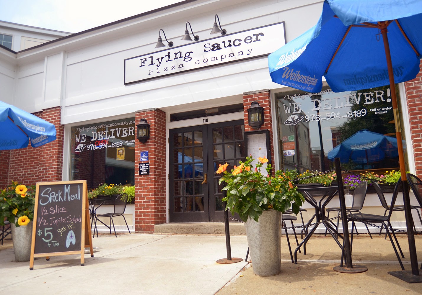 Flying Saucer Pizza Company