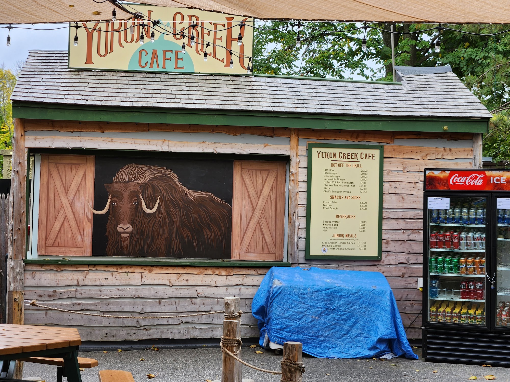 Yukon Creek cafe