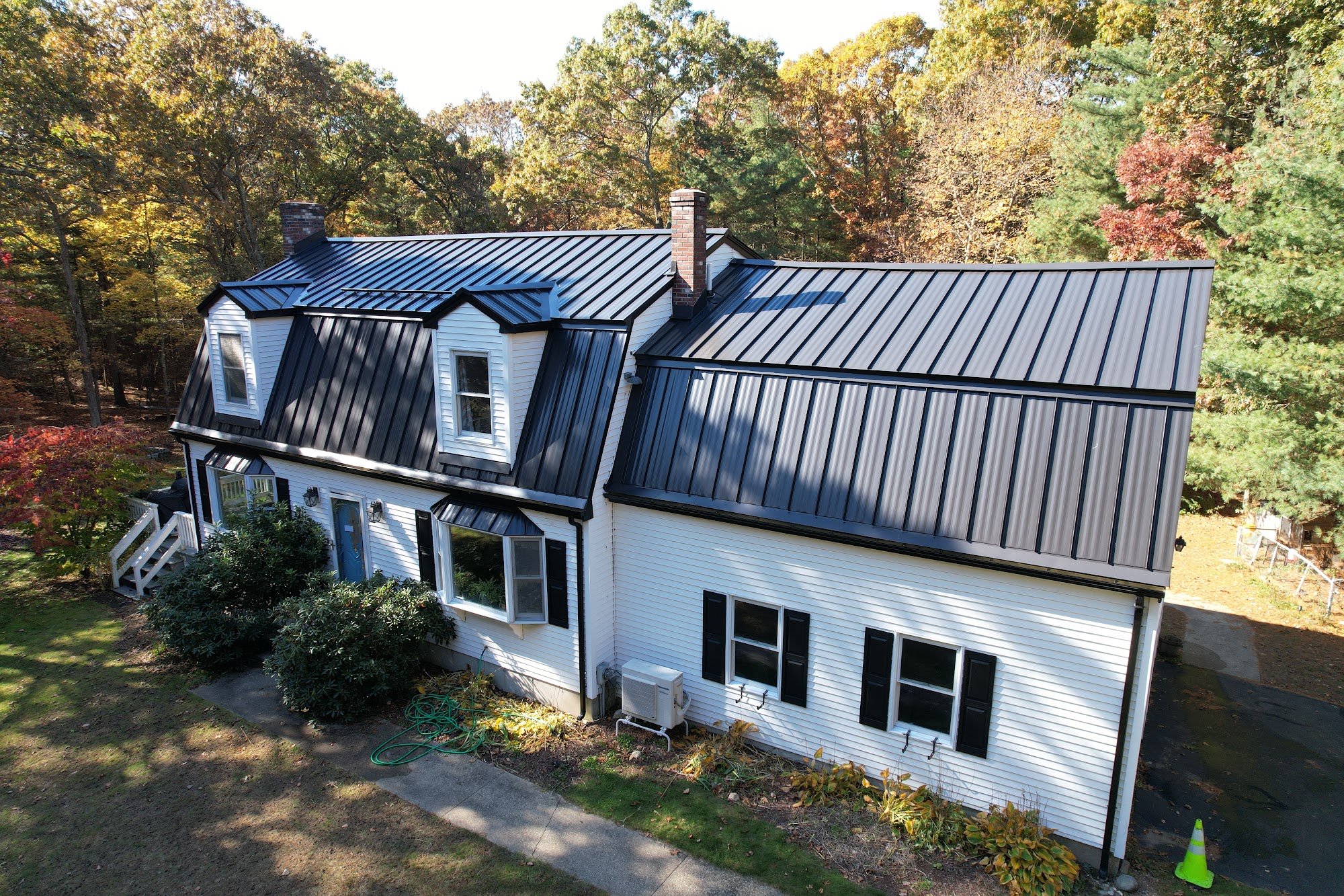 Modern Standing Seam Metal Roofing 219 Whitins Rd, Sutton Massachusetts 01590