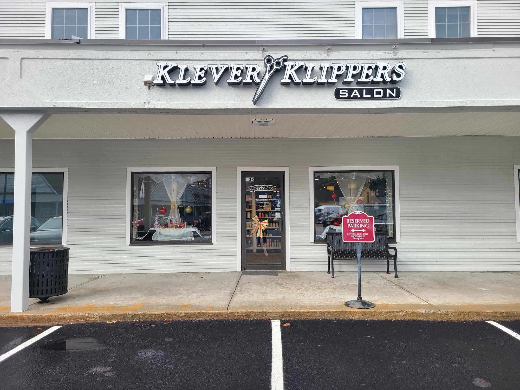 Klever Klippers Salon 18 Main St, Townsend Massachusetts 01469