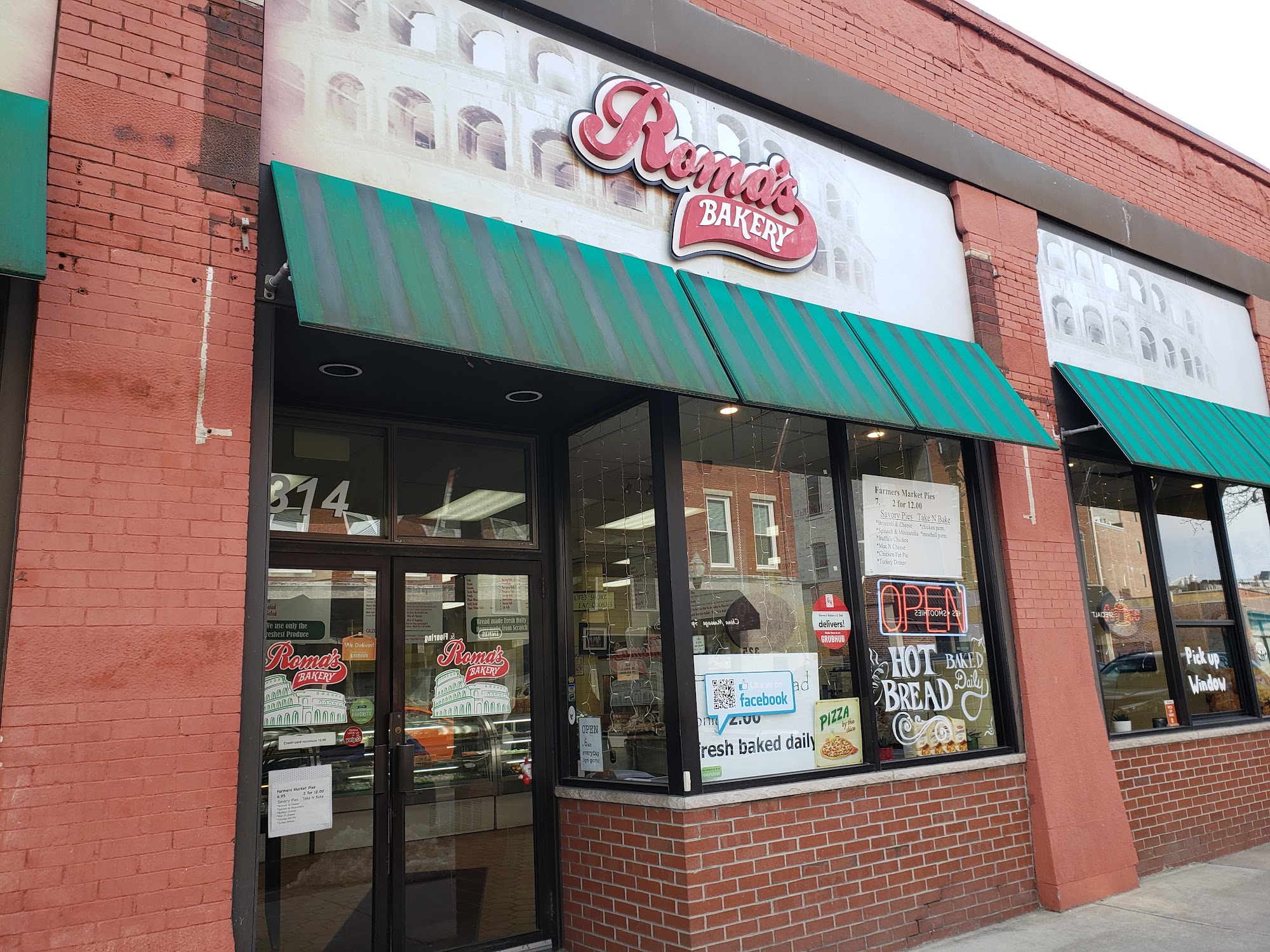 Roma's Bakery & Deli