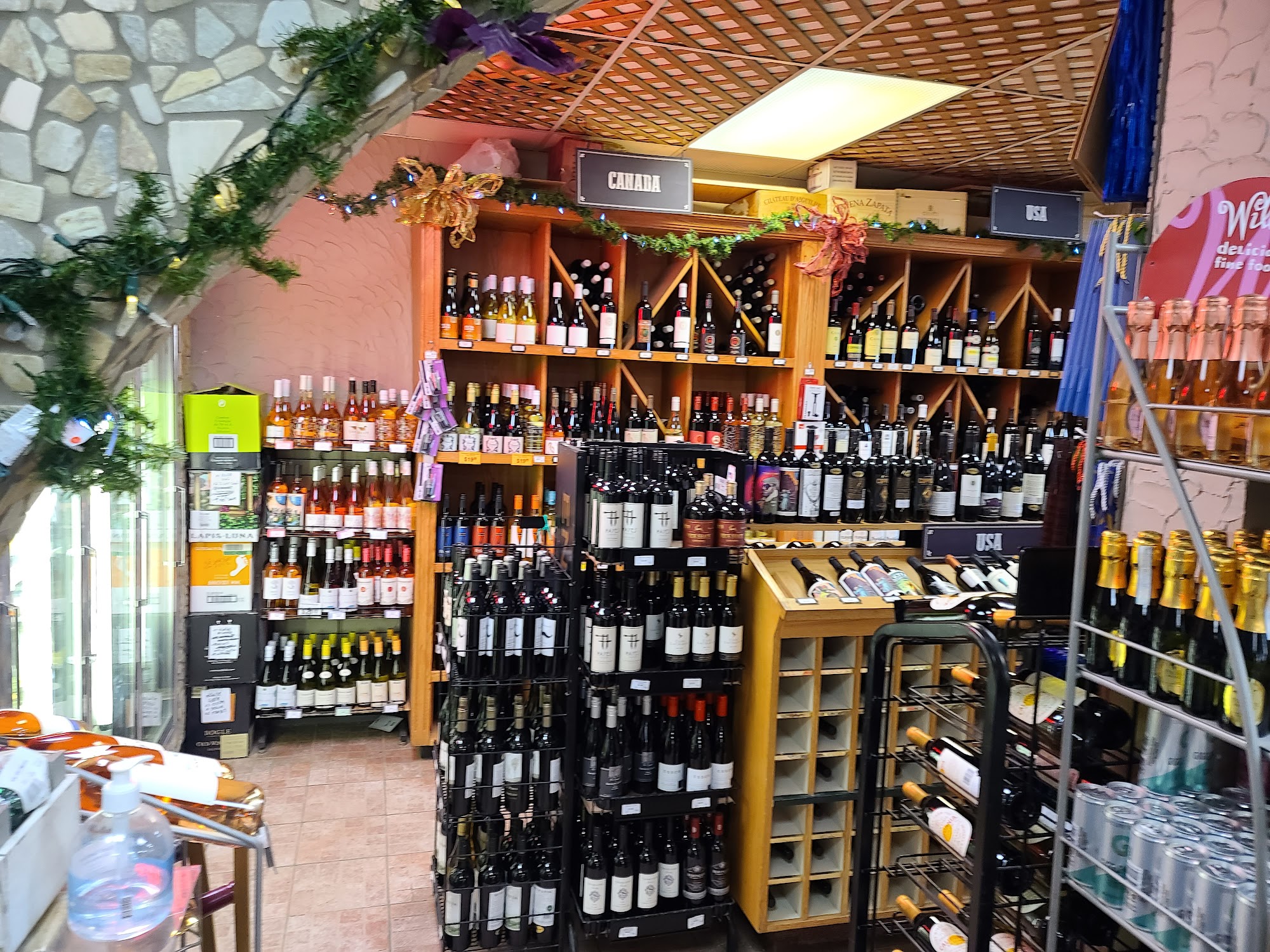 Calabria Market & Wine Store