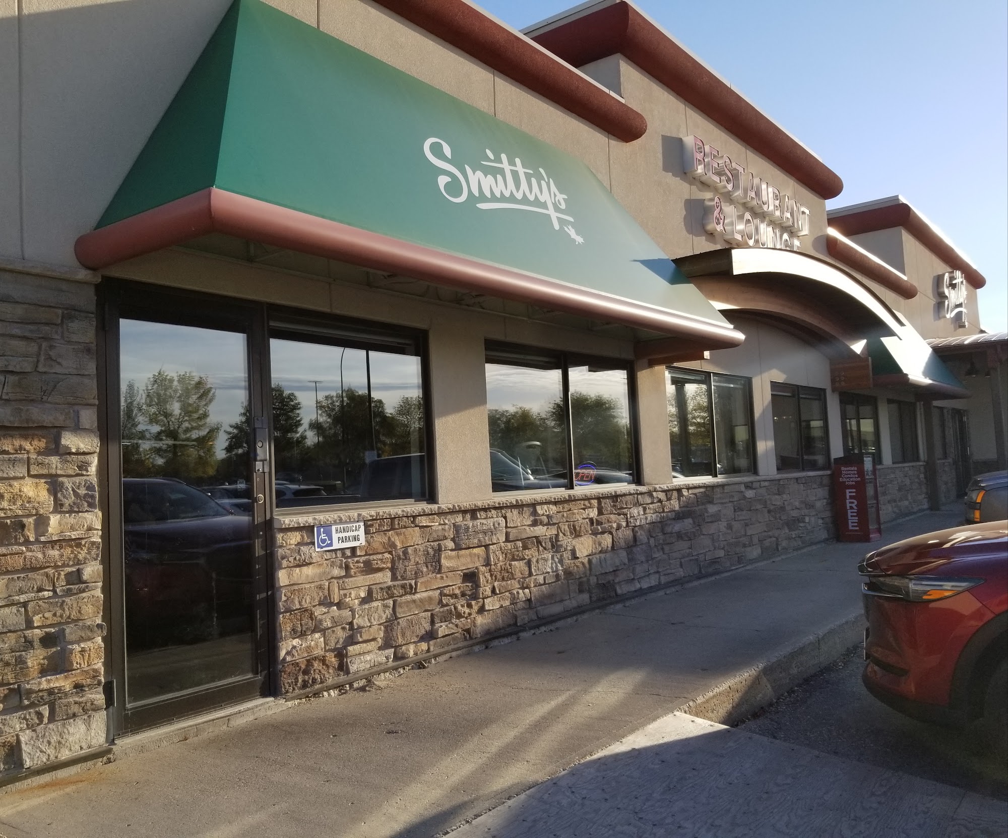 Smitty's Restaurant & Lounge - Winnipeg Meadowood