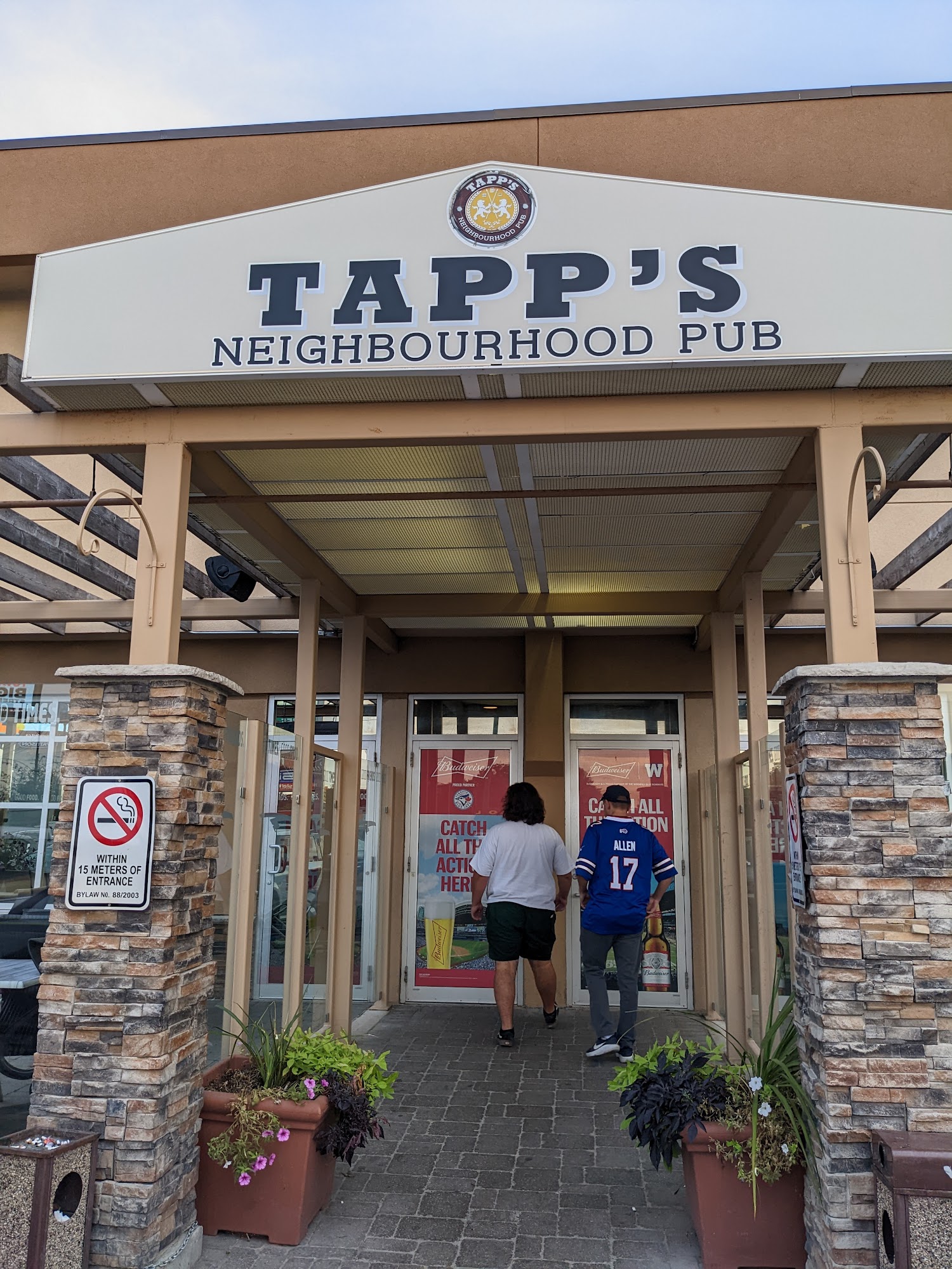 Tapp's Neighbourhood Pub