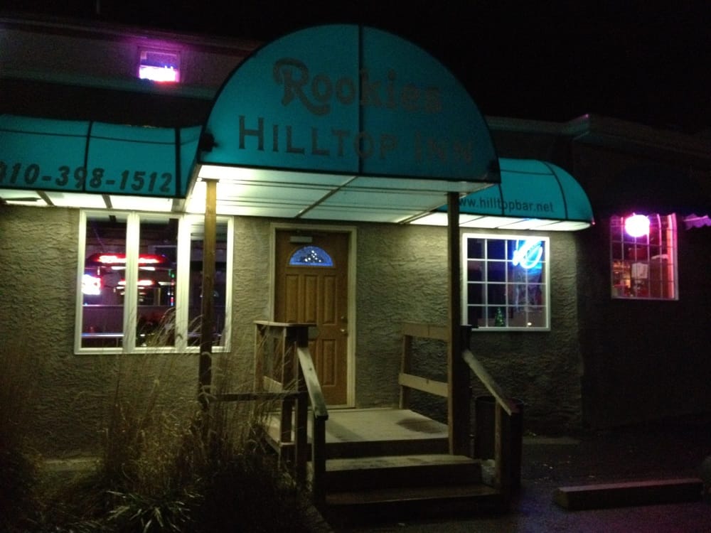 Rookie's Hilltop Bar- Pizza-Restaurant