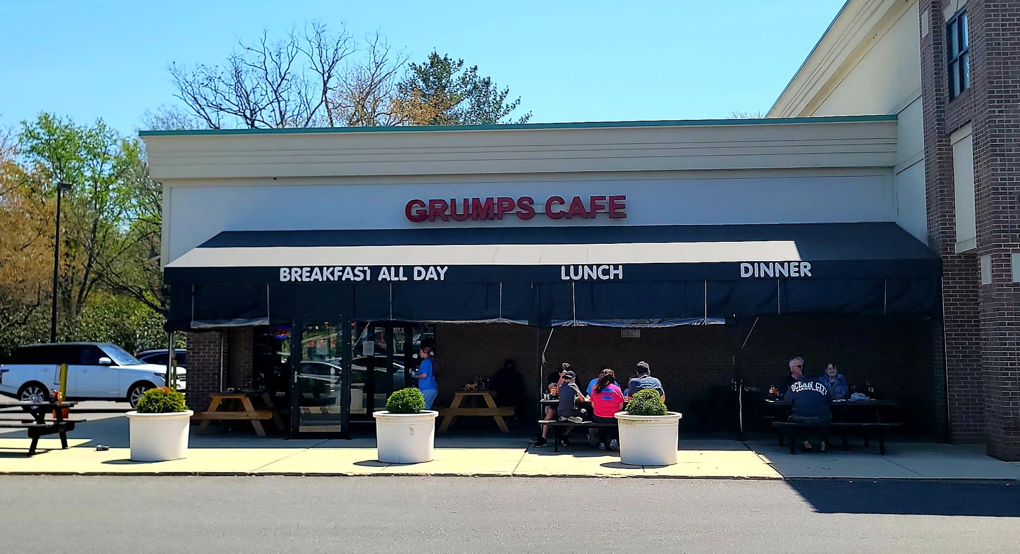 Grump’s Cafe Crofton