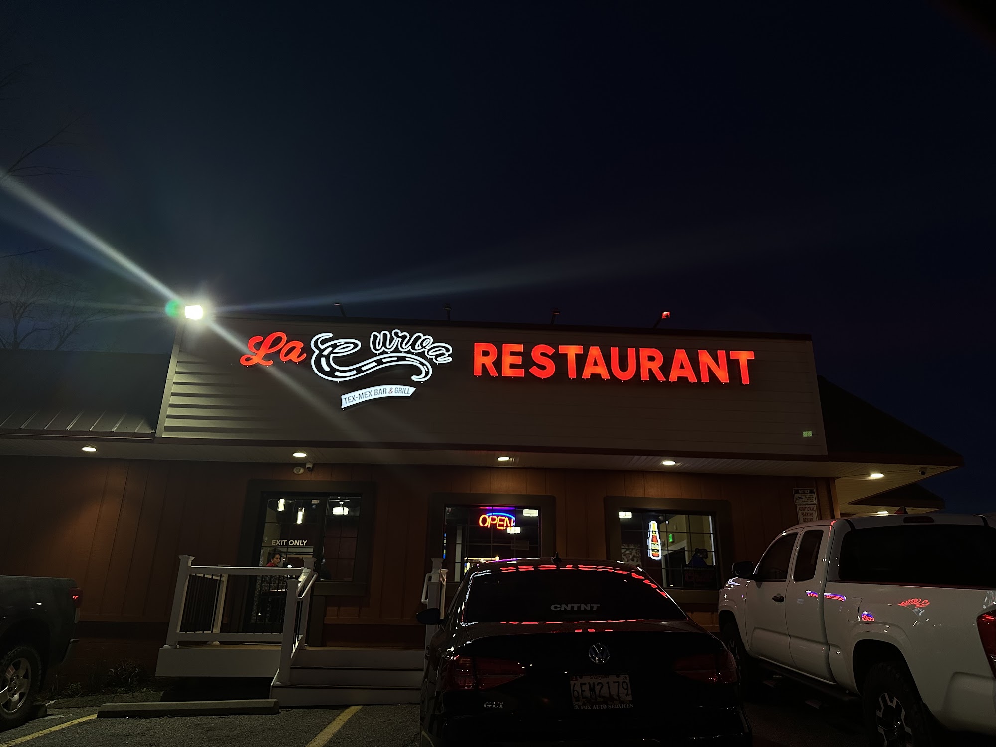 La Curva Restaurant Tex Mex Bar & Grill