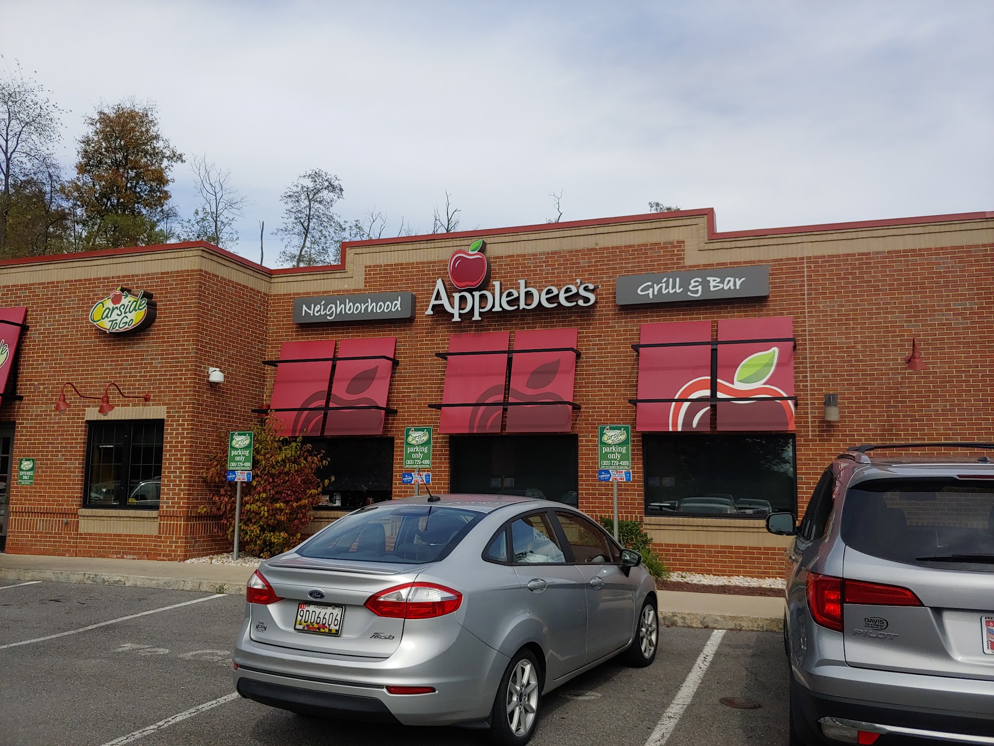 Applebee's Grill + Bar