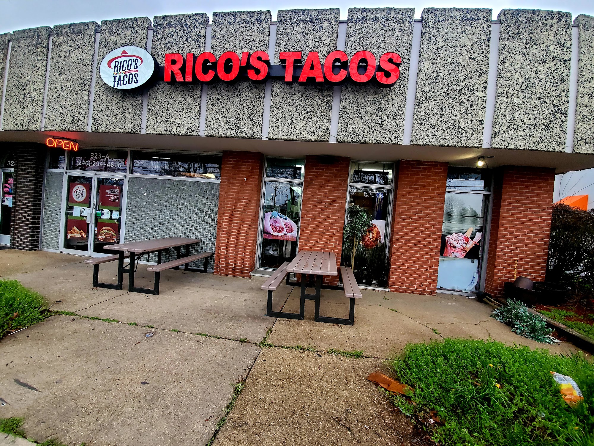 Rico's Tacos