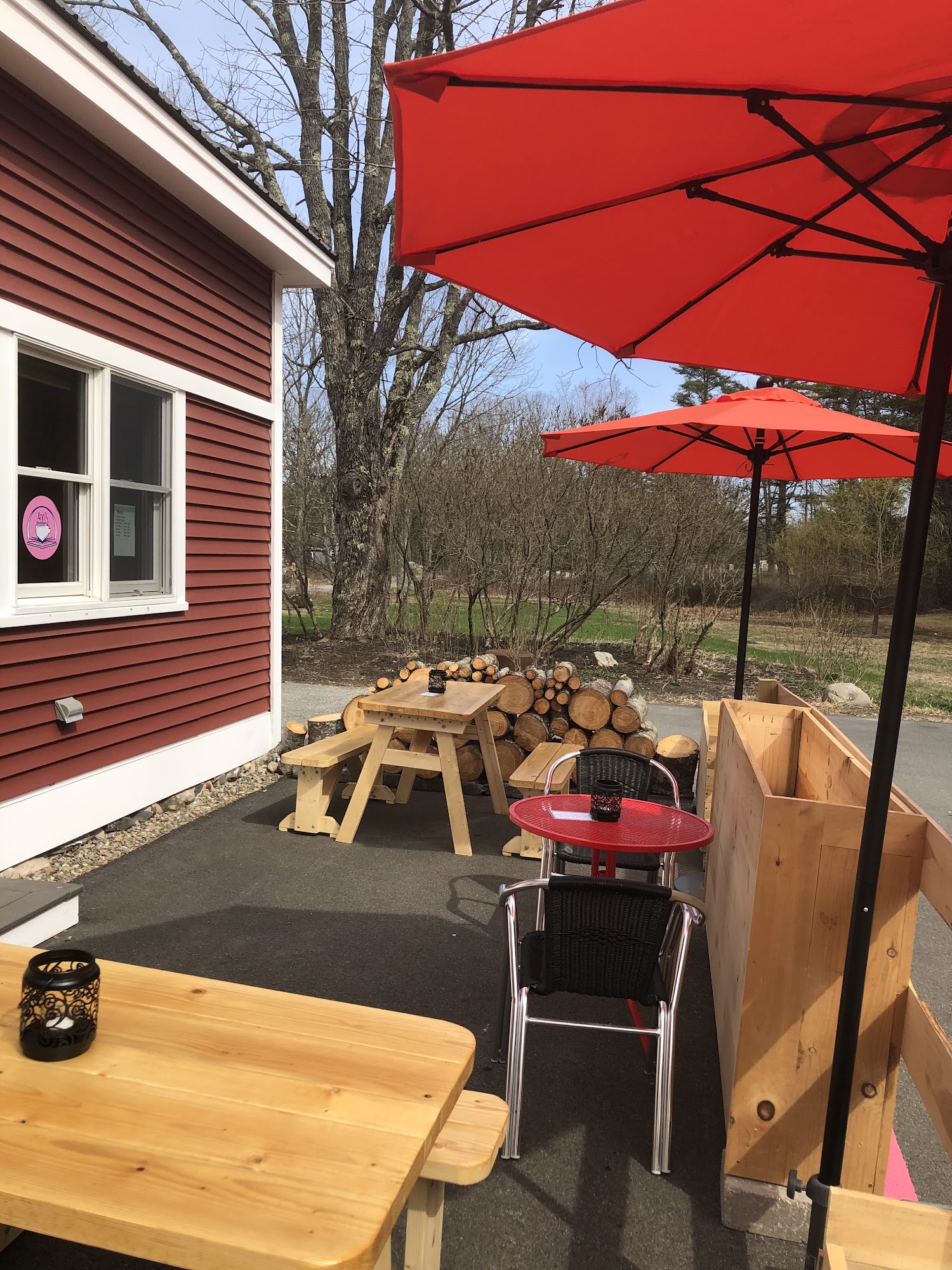 Ann's Book Bistro 17 Back Meadow Rd, Damariscotta, ME 04543