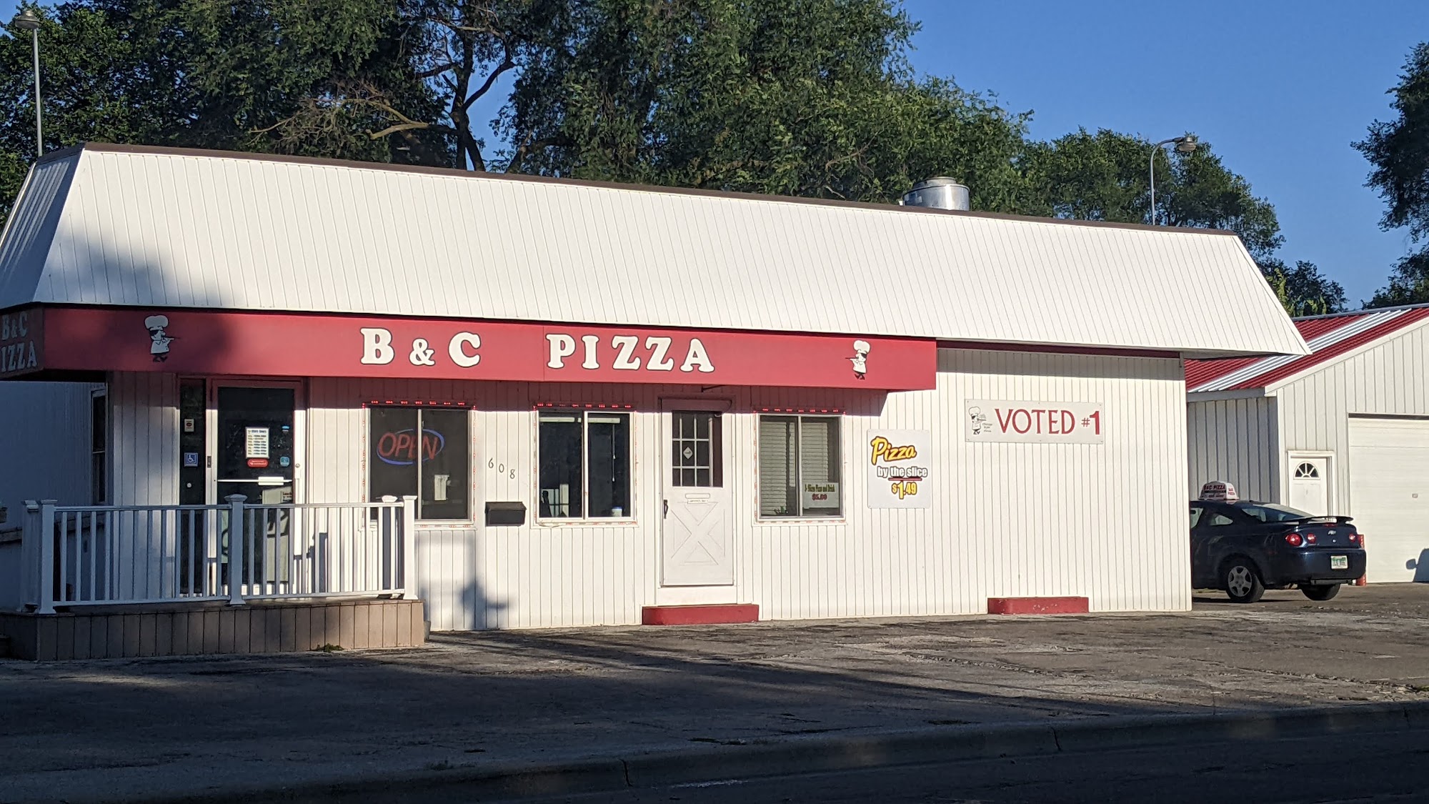 B&C Pizza West Side