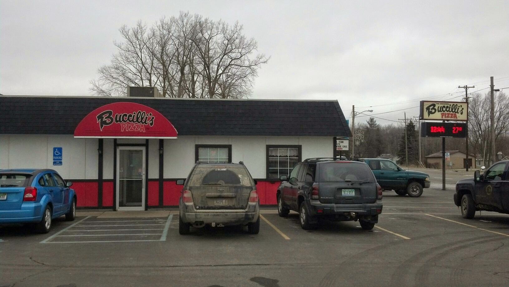 Buccilli's Pizza of Clare