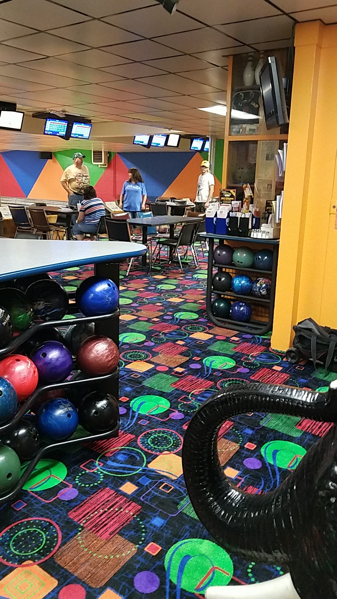 Clio Bowling Arcade