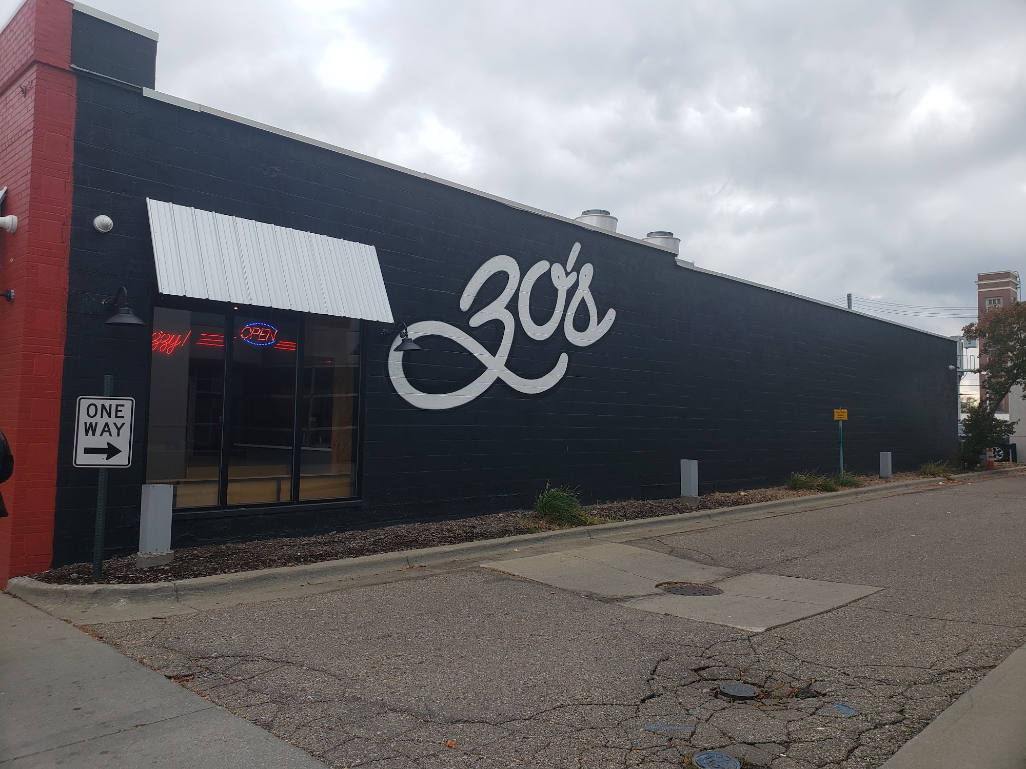 Zo's Good Burger - New Center Detroit