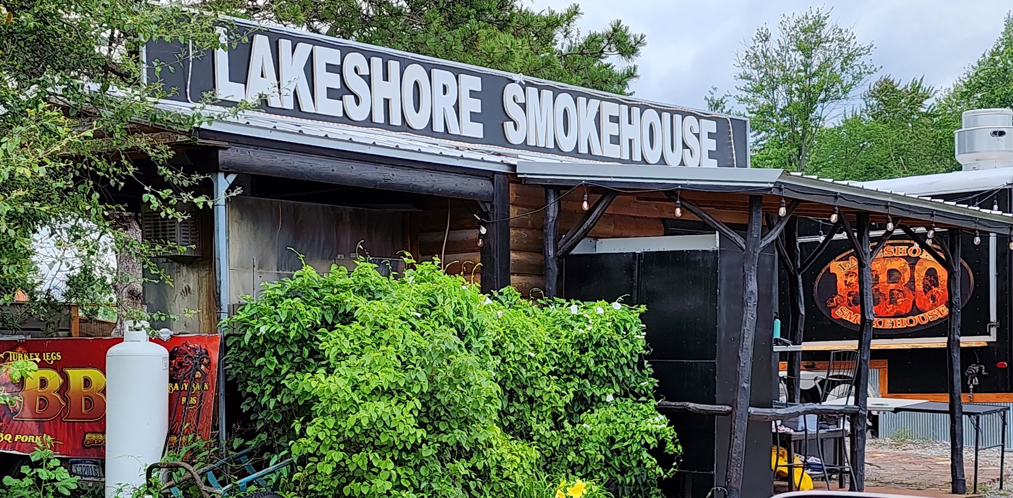 Lakeshore Smokehouse