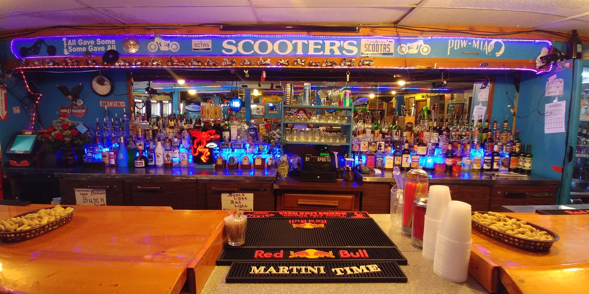 Scooters Airport Bar