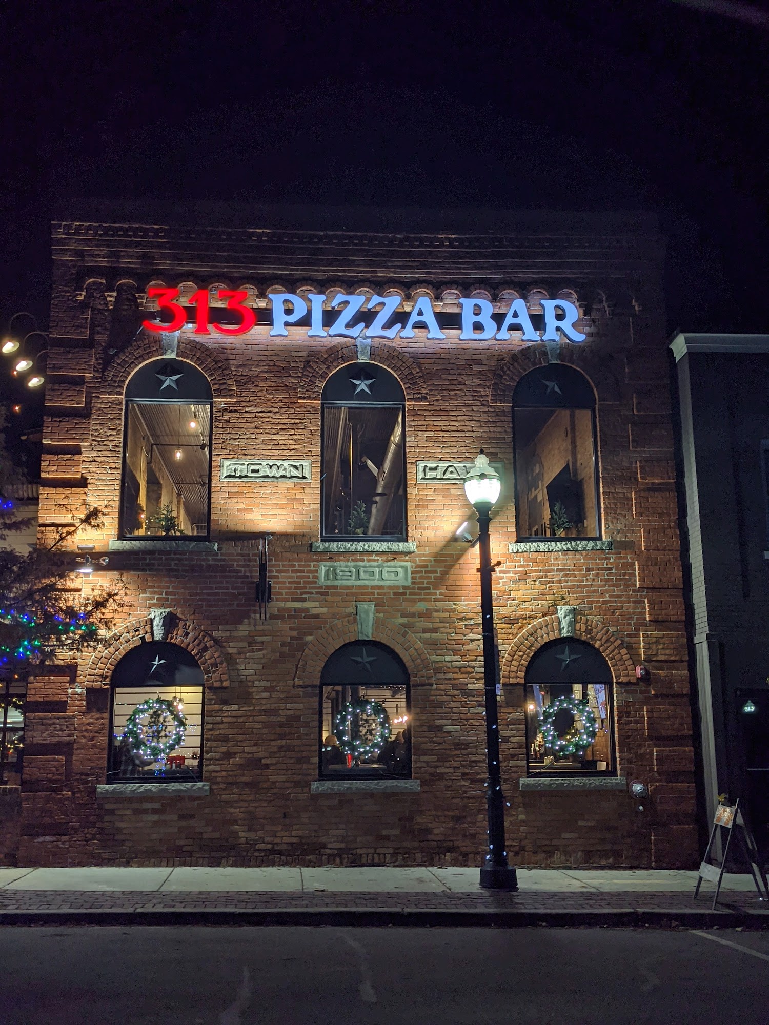 313 Pizza Bar