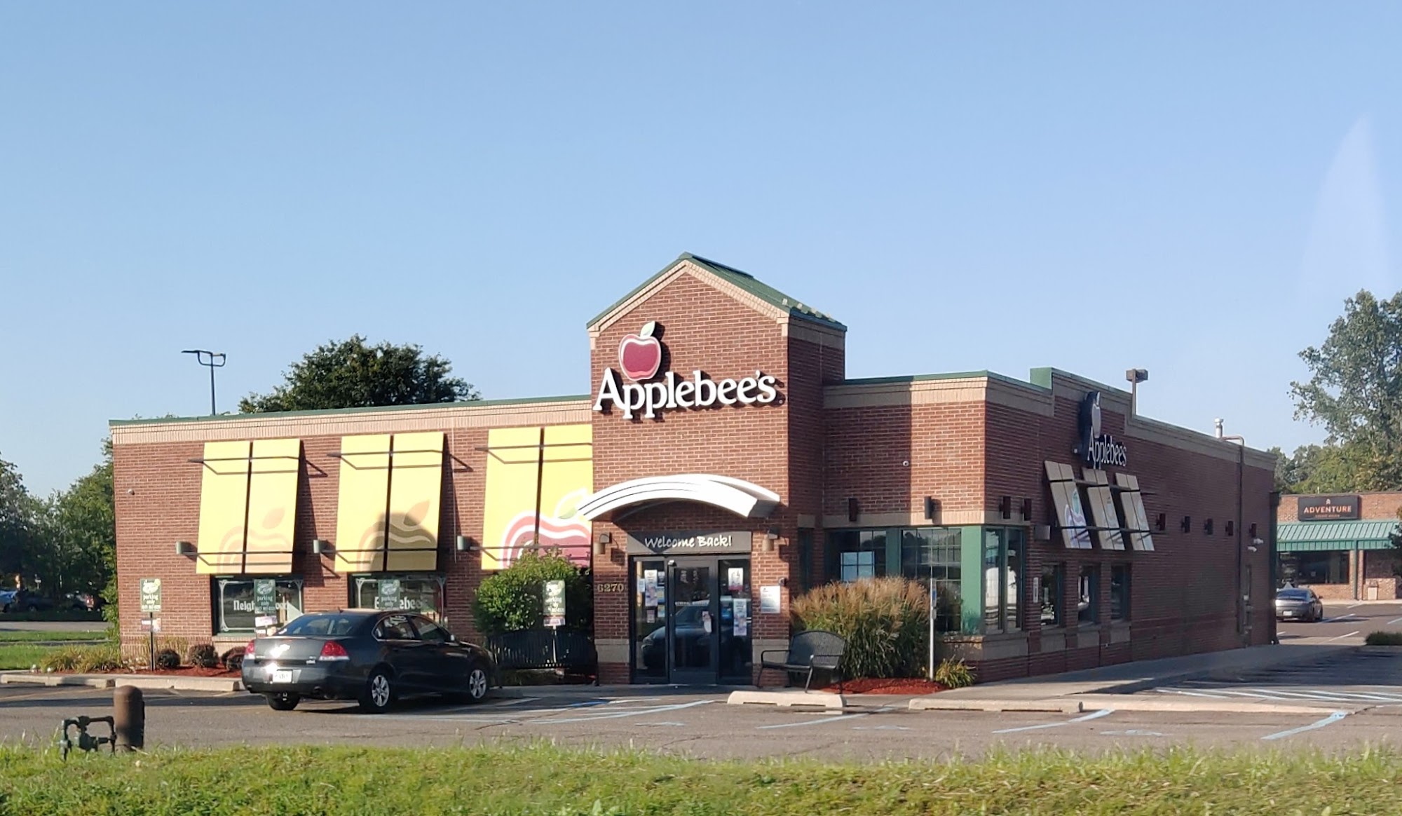 Applebee's Grill + Bar