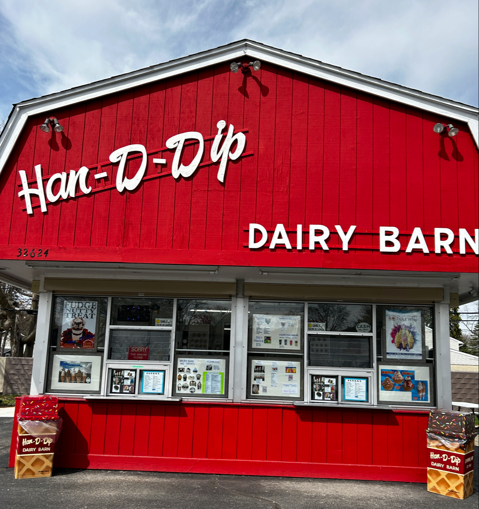 Han-D-Dip Dairy Barn