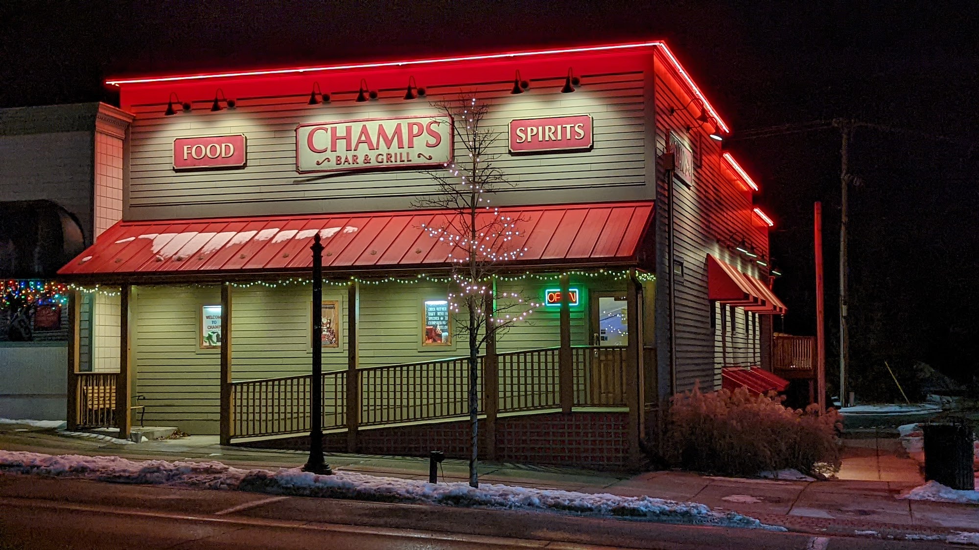 Champs Bar & Grill