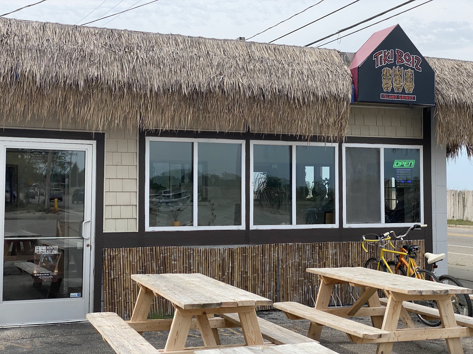 Tiki Boiz island grill & catering