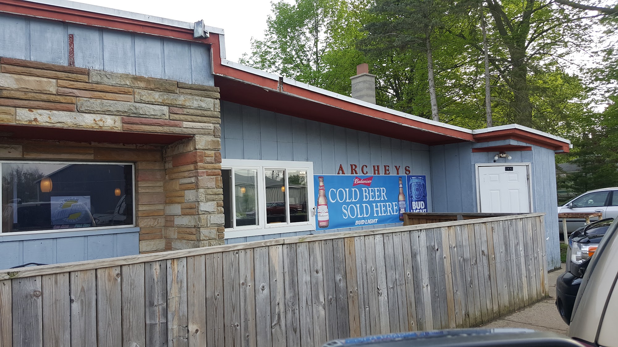 Archey's Bar & Grill