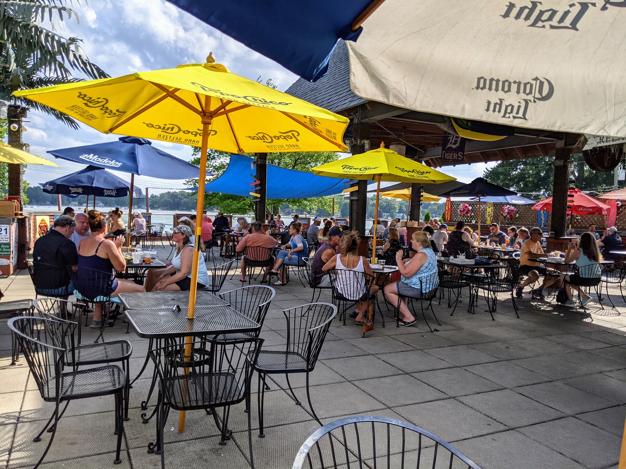 Zukey Lake Tavern