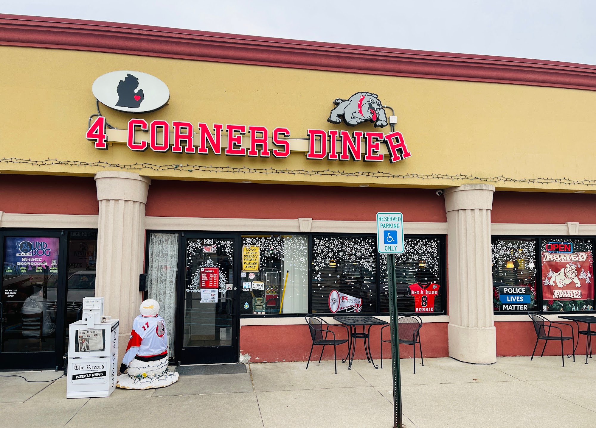 Four Corners' Diner