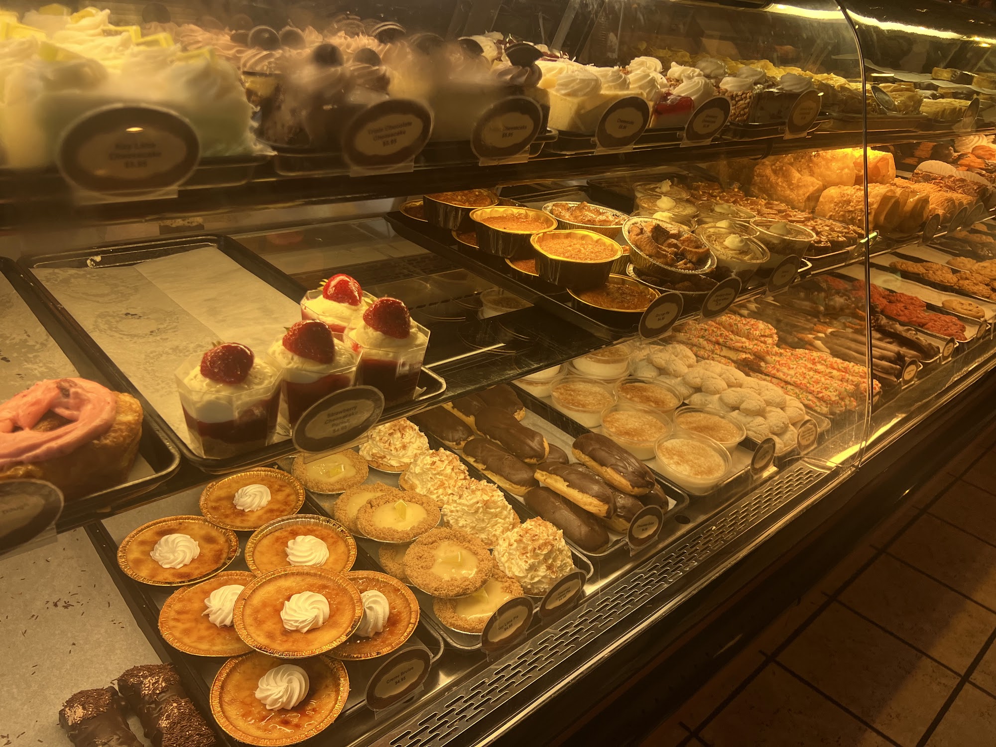 Astoria Pastry Shop