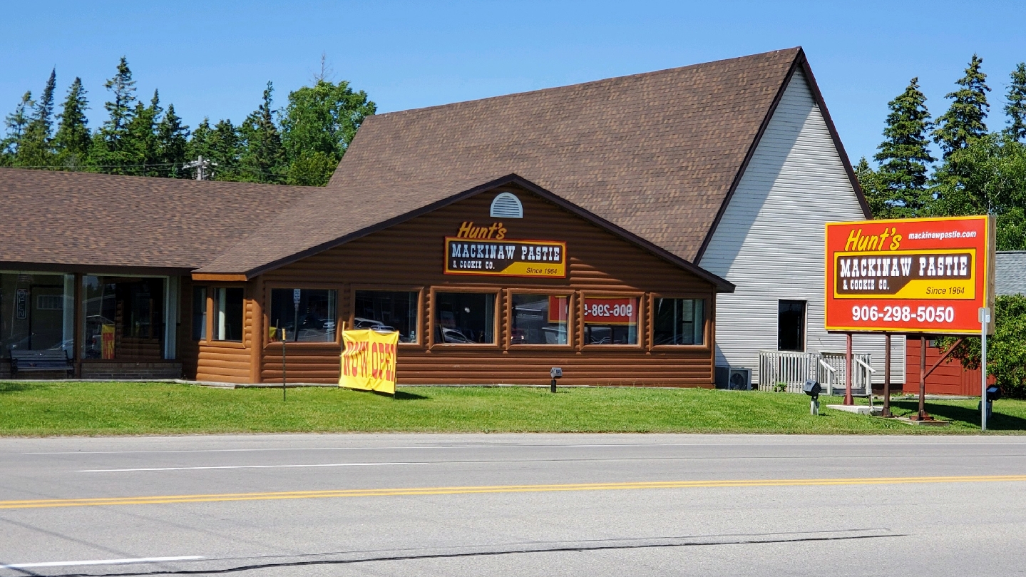 Mackinaw Pastie & Cookie Co